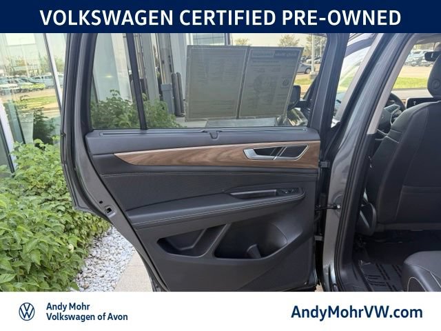 Used 2024 Volkswagen Atlas SE w/ Black Wheel Package AWD/4WD image 22