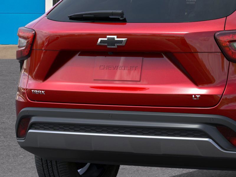 New 2026 Chevrolet Trax LT w/ Driver Confidence Package image 16