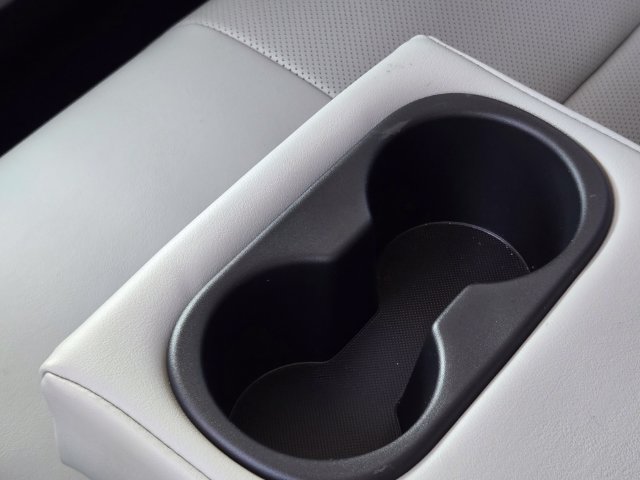 Used 2023 Toyota Prius XLE FWD image 12