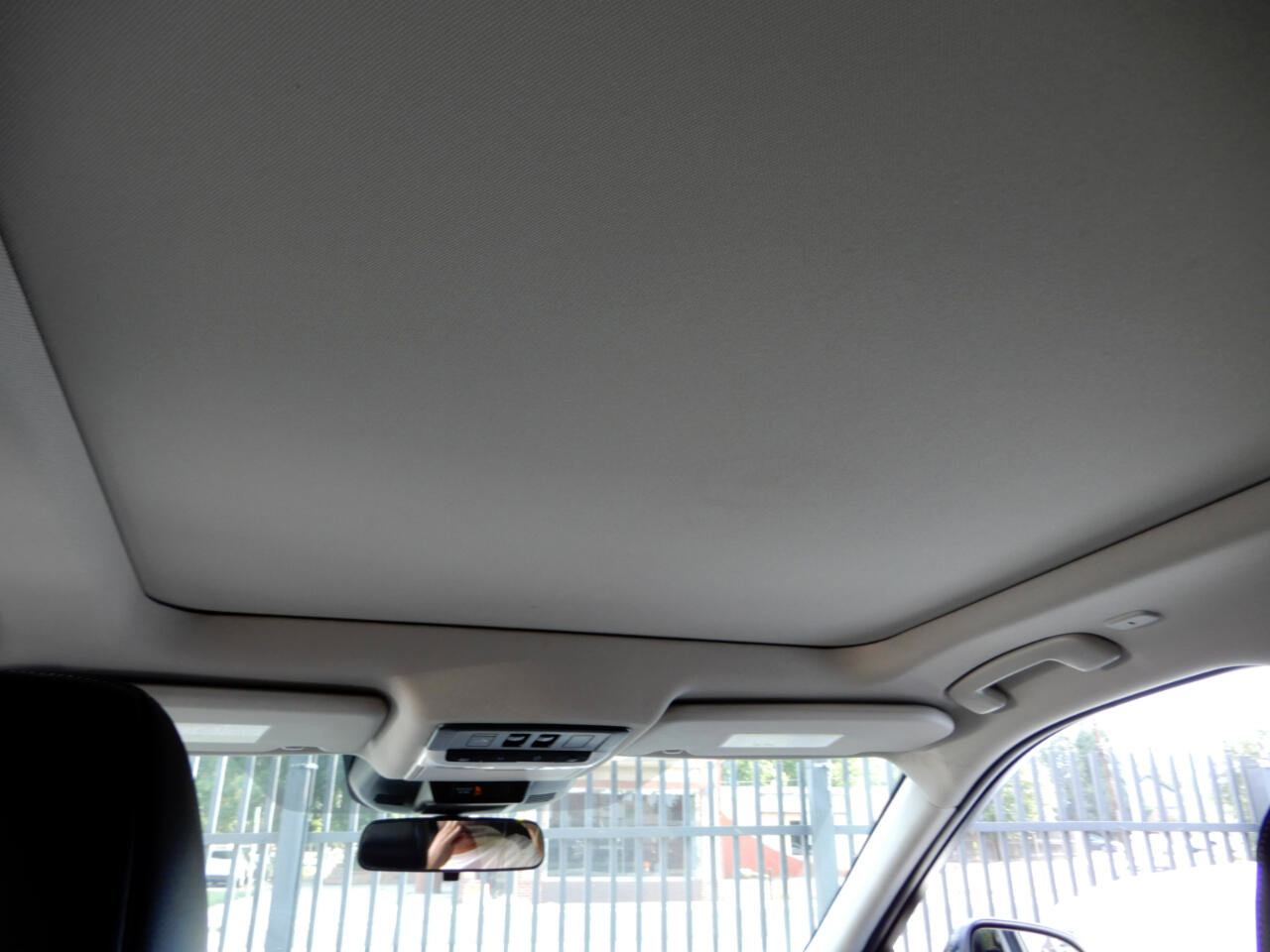 Used 2023 Nissan Rogue SV w/ SV Premium B Package image 25
