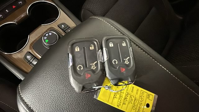 Used 2020 GMC Acadia SLE w/ Driver Convenience Package AWD/4WD image 20