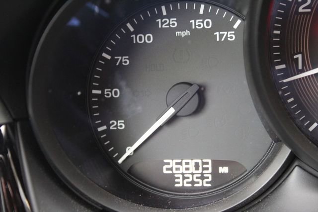 Used 2022 Porsche Macan image 17