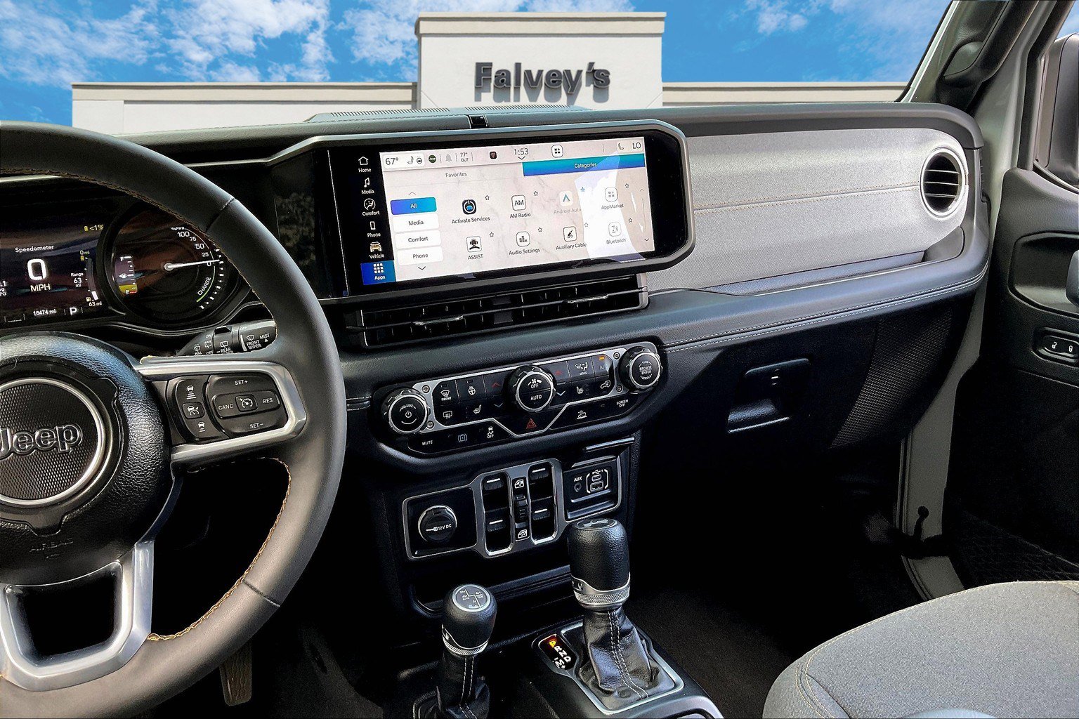 Used 2024 Jeep Wrangler Sahara image 6