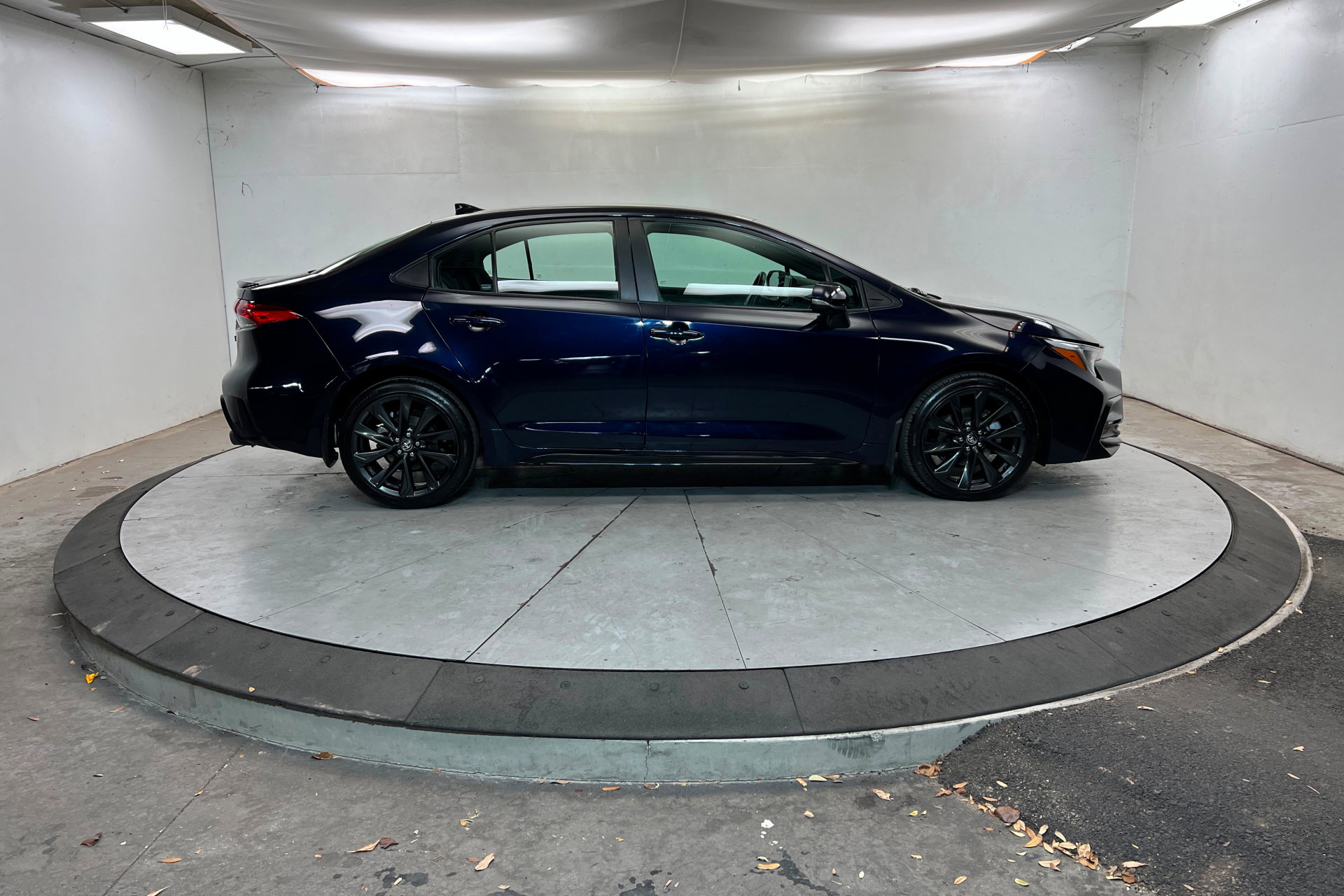 Used 2024 Toyota Corolla SE FWD image 7