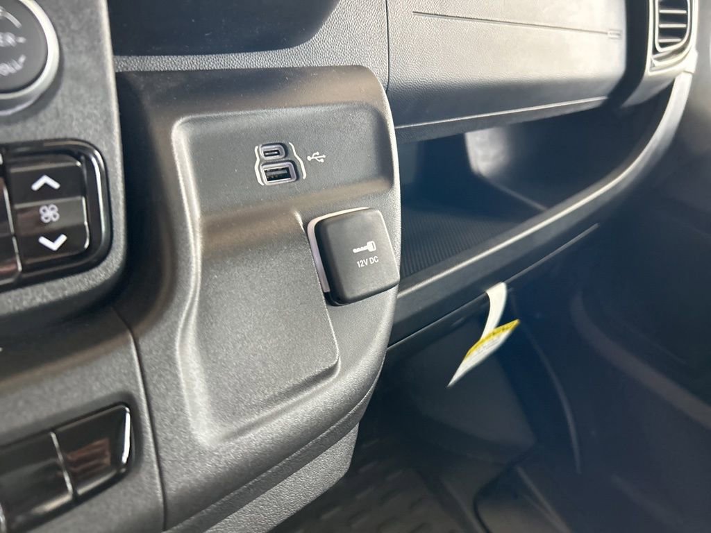Used 2024 RAM ProMaster 3500 w/ Delivery Van Package image 40