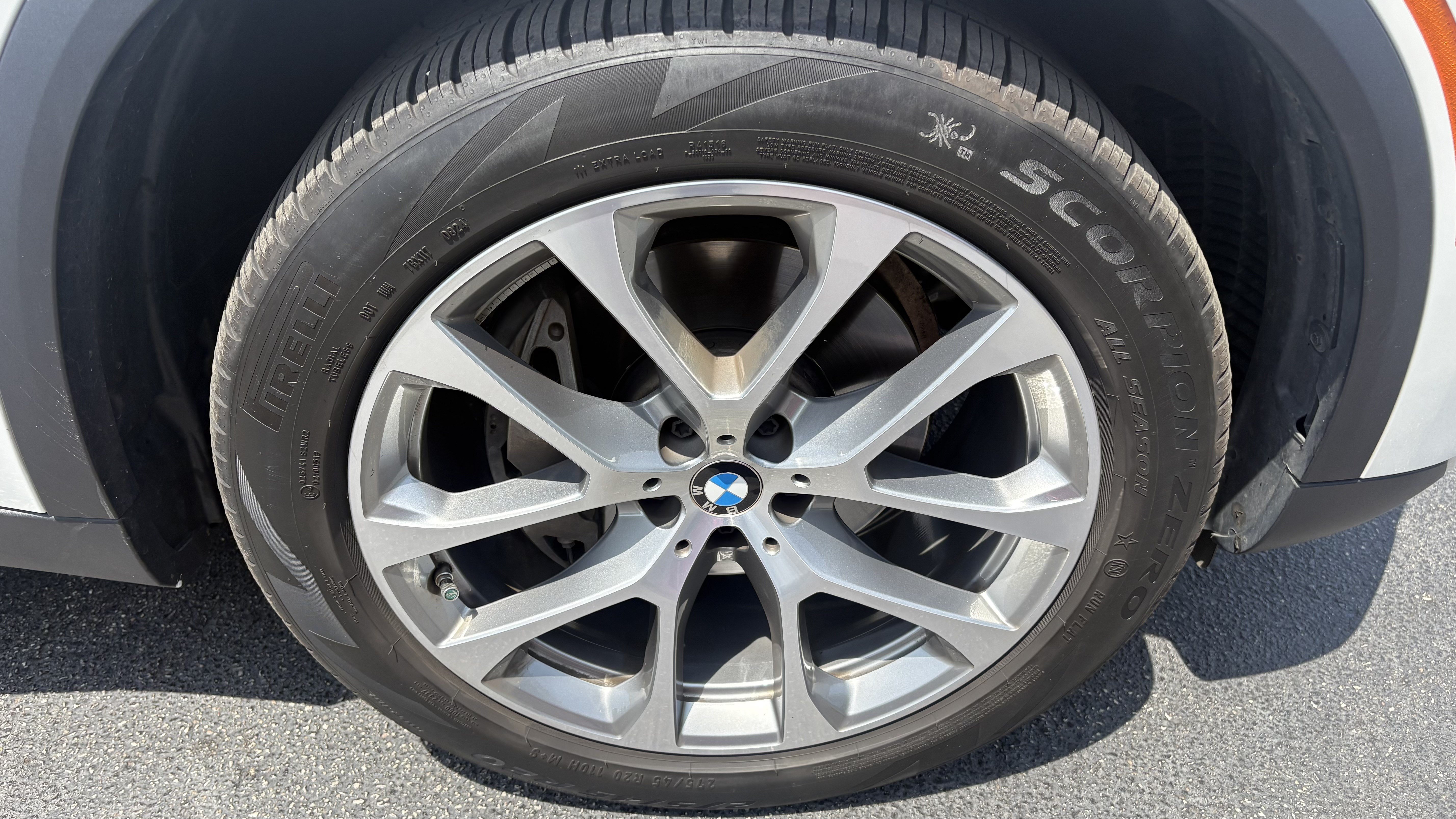 Certified 2025 BMW X5 xDrive40i w/ Premium Package AWD/4WD image 13