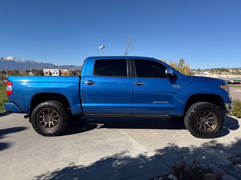 Used 2018 Toyota Tundra Limited w/ Limited Premium Package AWD/4WD image 10