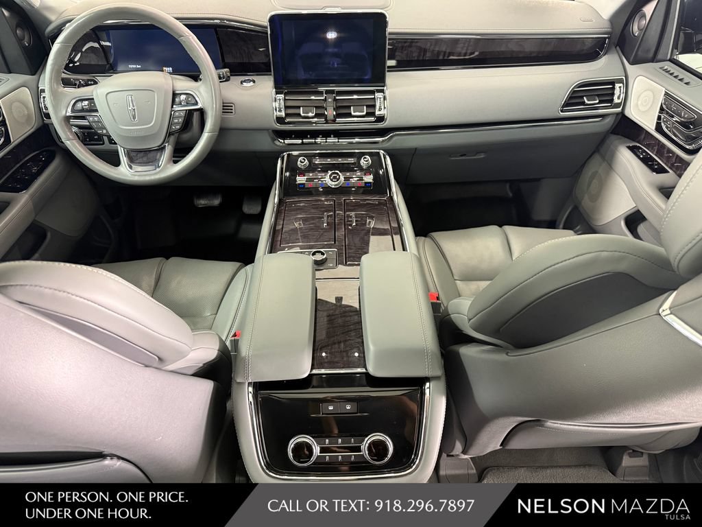 Used 2020 Lincoln Navigator Reserve w/ Luxury Package AWD/4WD image 46