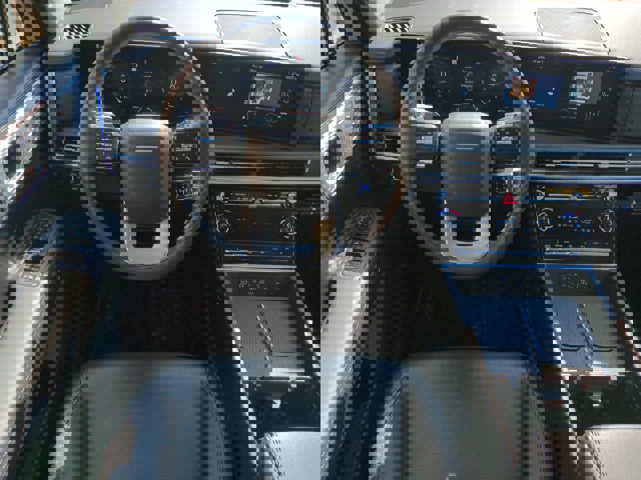 Used 2024 Hyundai Santa Fe Limited image 15