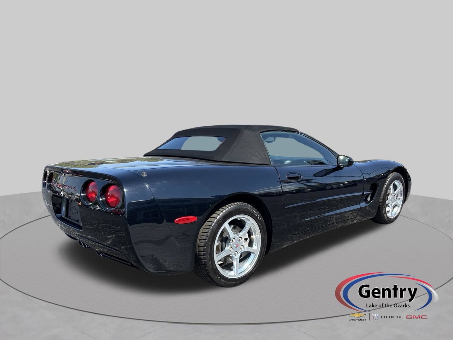Used 2002 Chevrolet Corvette Convertible w/ Preferred Equipment Group2 RWD image 5