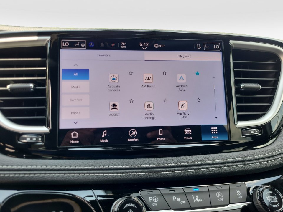 New 2025 Chrysler Pacifica Select image 17