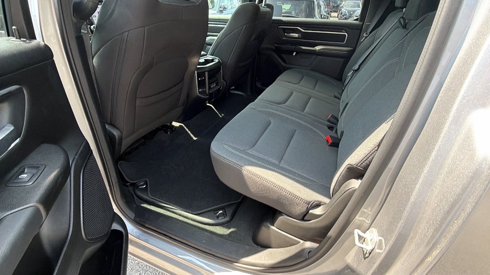 Used 2023 RAM 1500 Big Horn AWD/4WD image 22