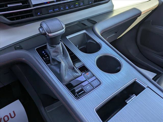 Used 2021 Toyota Sienna XSE image 13