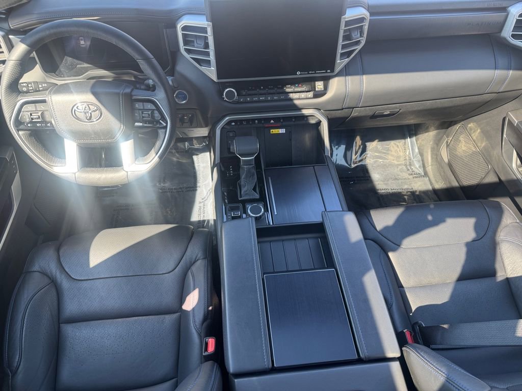 Used 2023 Toyota Sequoia Platinum image 10