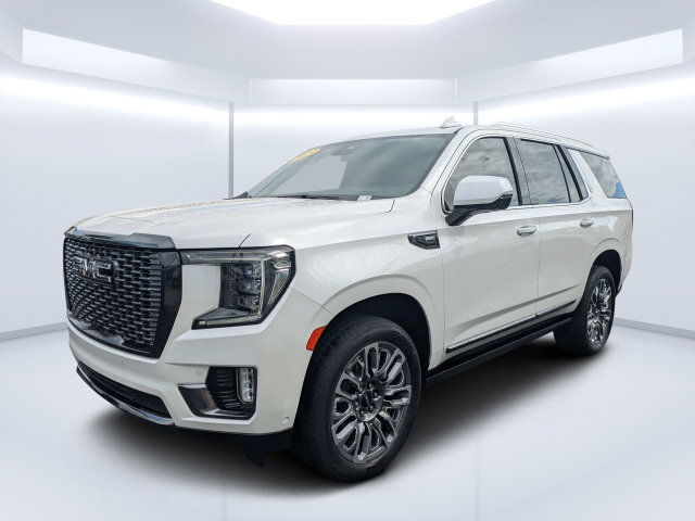 Used 2023 GMC Yukon Denali Ultimate AWD/4WD image 7