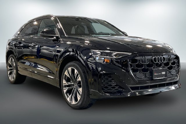 Certified 2025 Audi Q8 Prestige