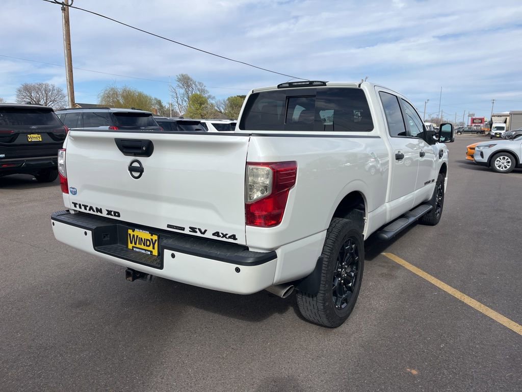 Used 2018 Nissan Titan SV w/ SV Convenience Package image 6