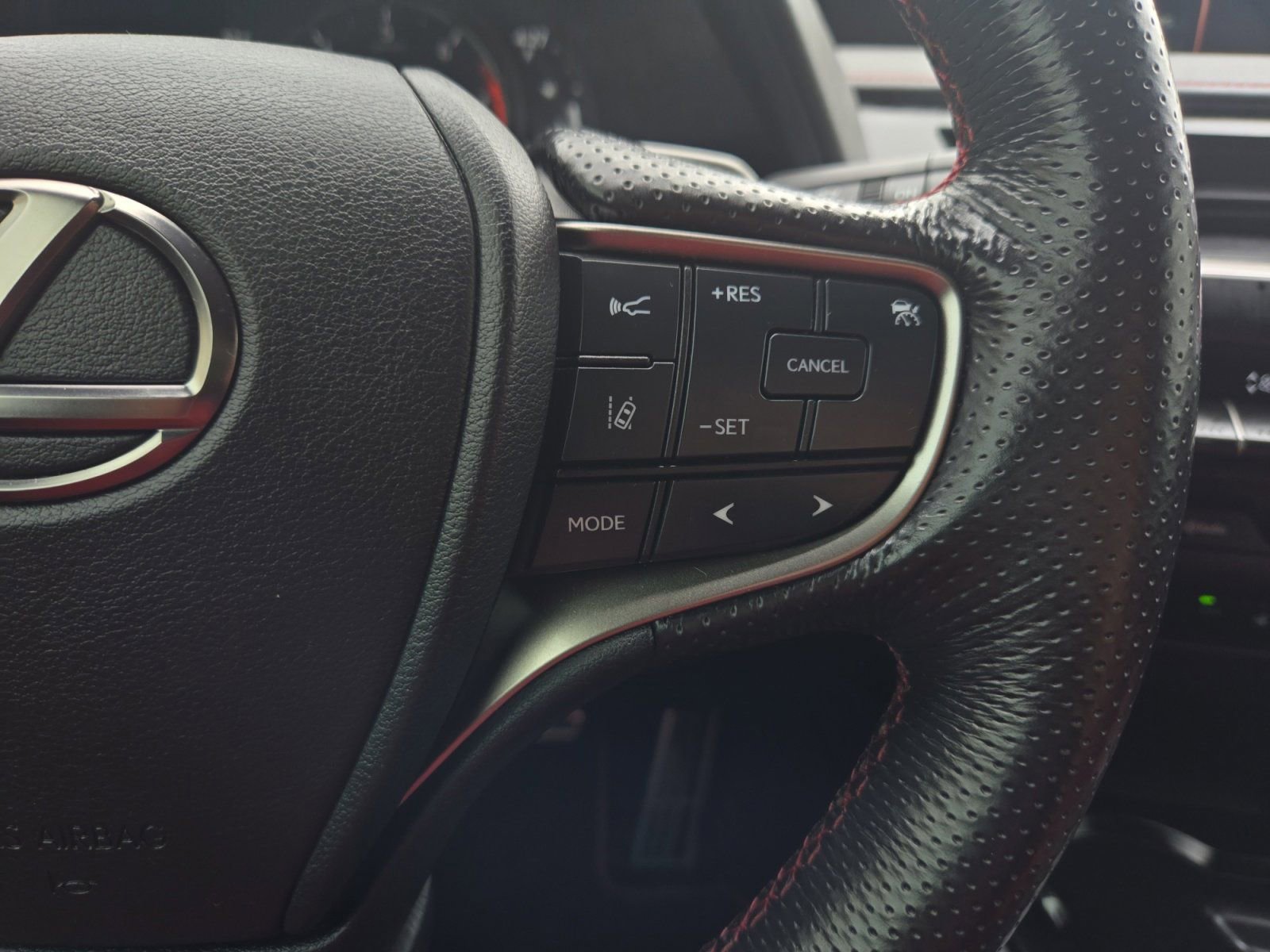 Used 2019 Lexus UX 200 F Sport w/ F Sport Premium Package FWD image 16