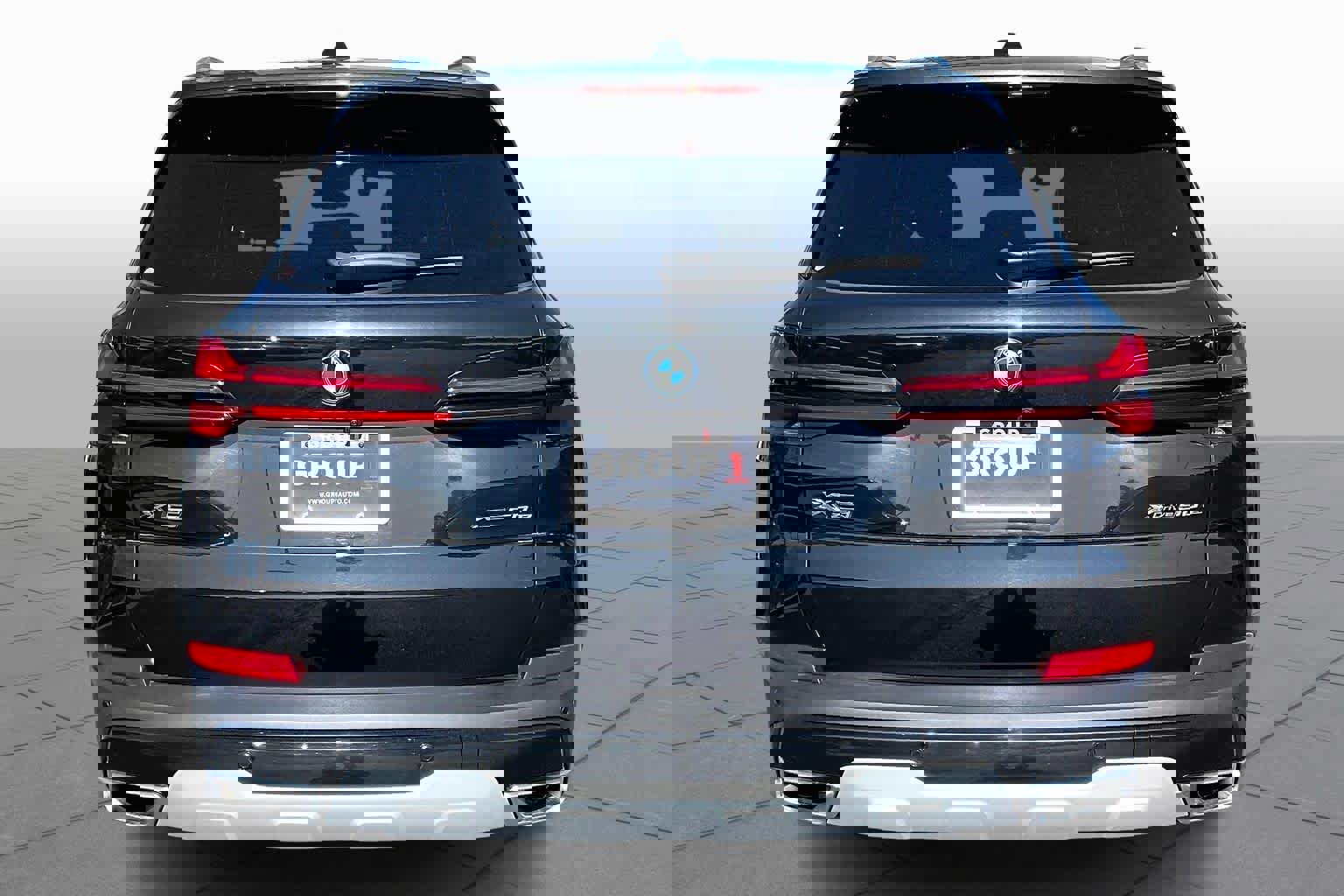 Certified 2024 BMW X5 xDrive50e w/ Executive Package image 5