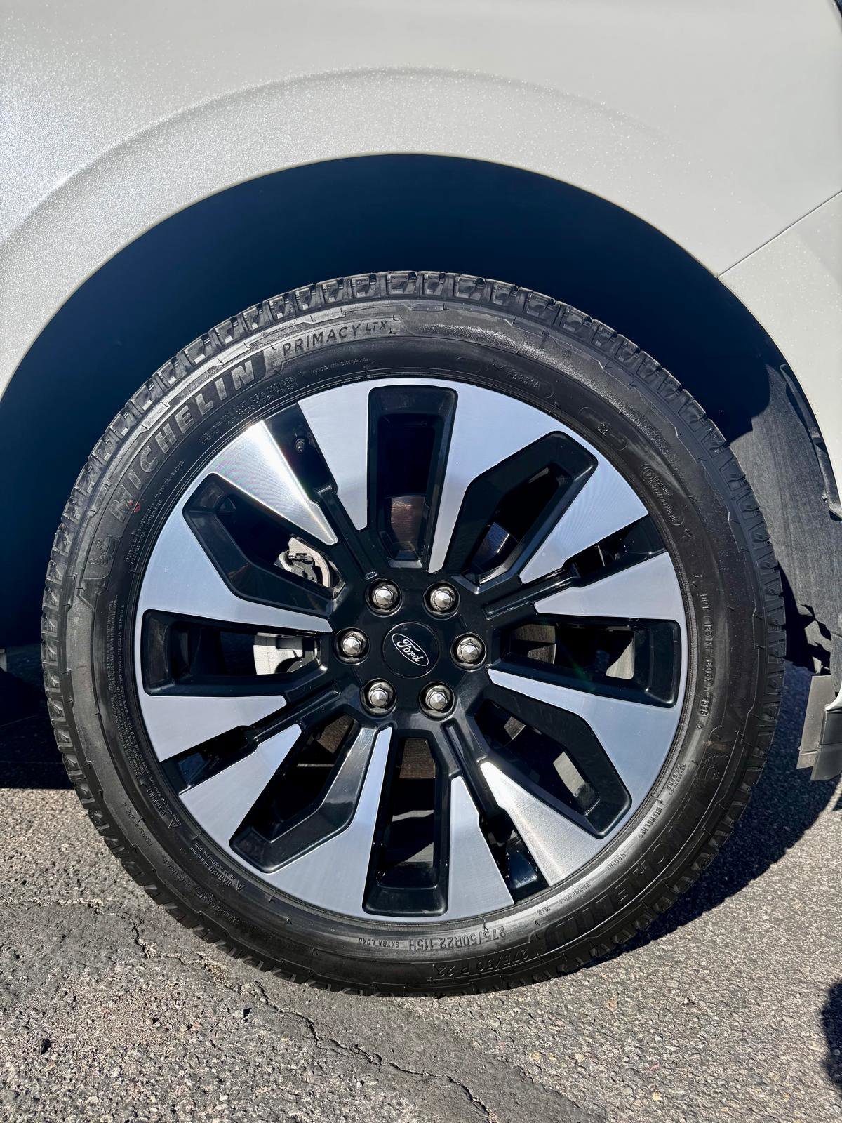 New 2025 Ford Expedition Max Platinum w/ Driver's Package image 7