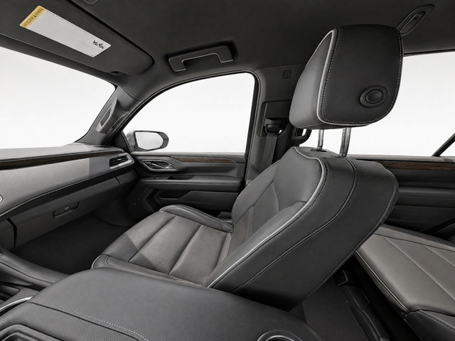 Used 2021 Chevrolet Tahoe Premier AWD/4WD image 9