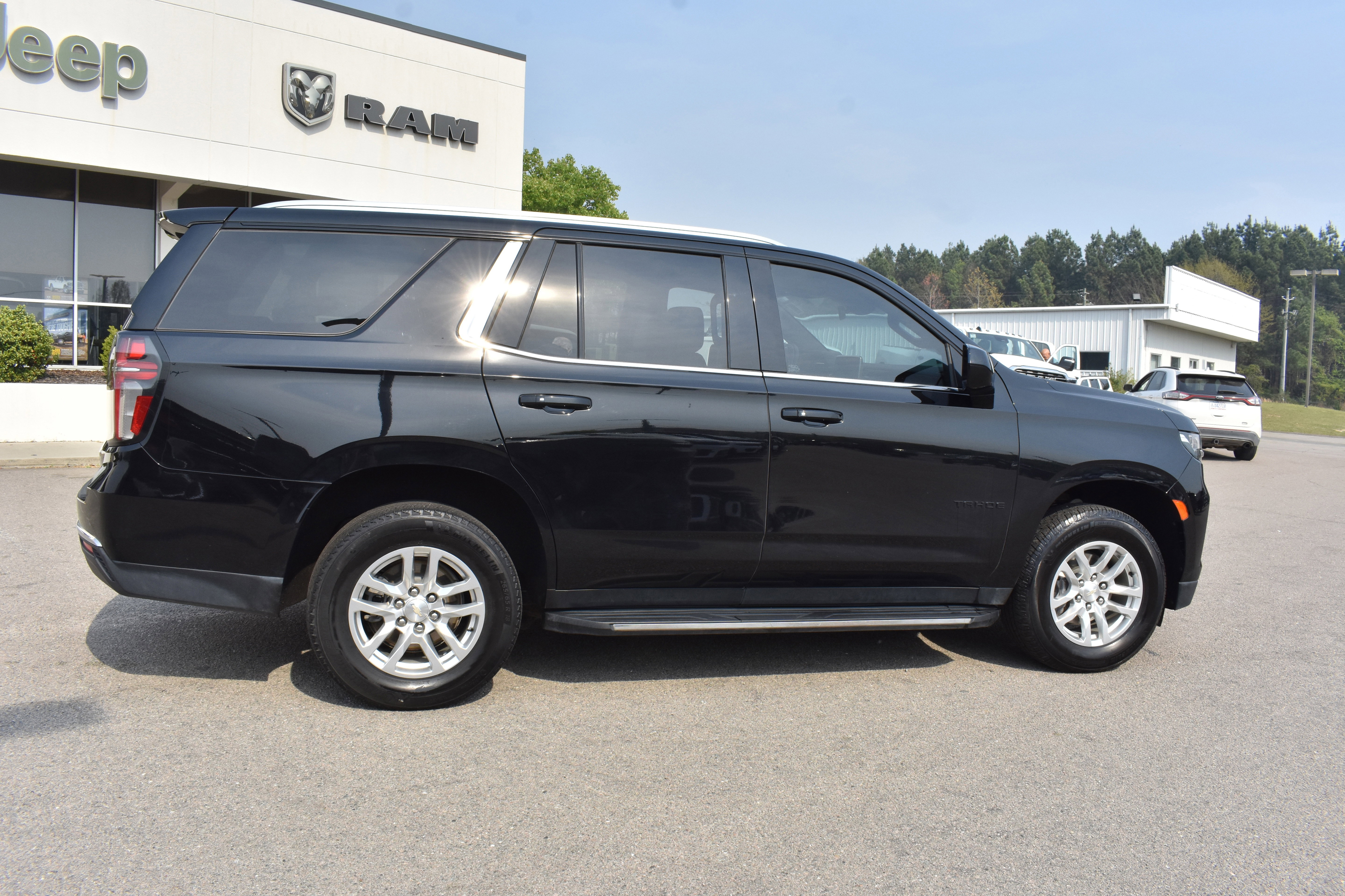 Used 2023 Chevrolet Tahoe LT image 10