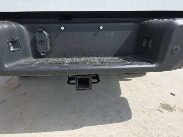 Used 2025 Nissan Frontier SV w/ SV Convenience Package image 6