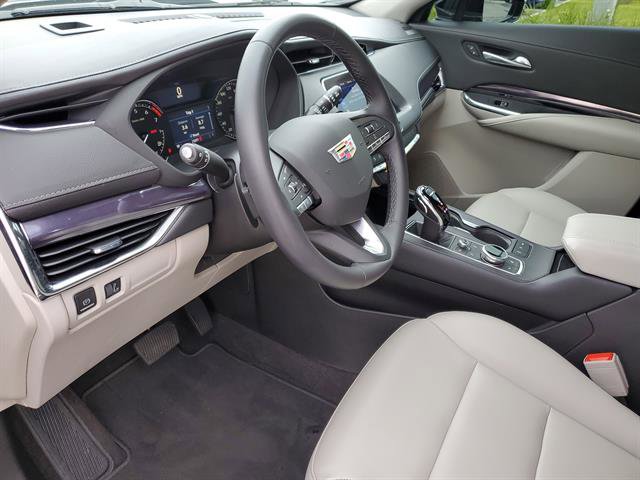 Used 2023 Cadillac XT4 Luxury image 53