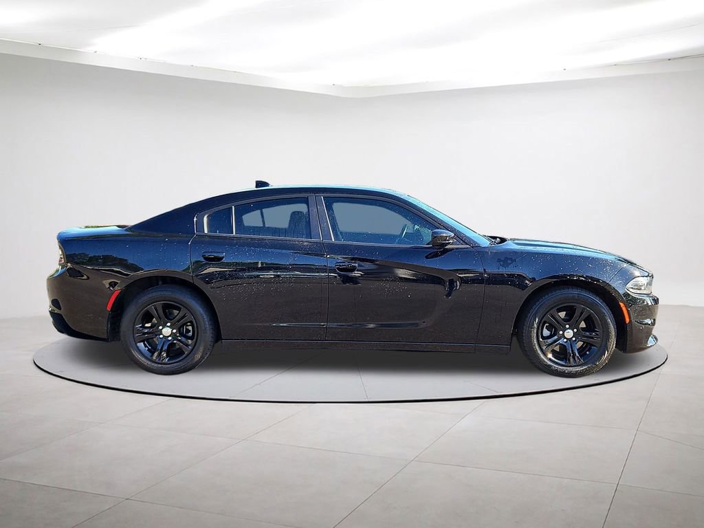Used 2023 Dodge Charger SXT RWD image 8