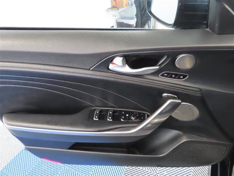 Used 2022 Kia Stinger GT2 w/ Scorpion Package image 15
