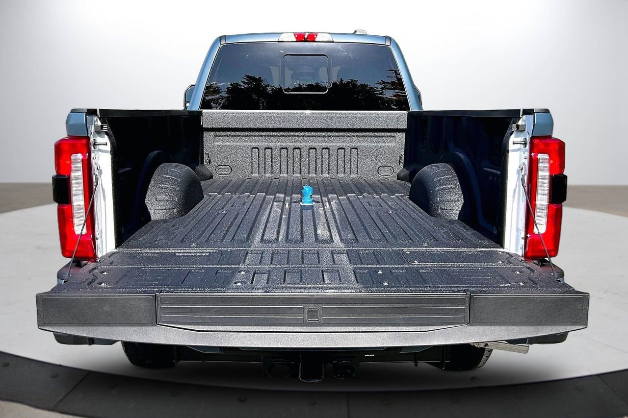 Used 2024 Ford F350 Lariat w/ Lariat Ultimate Package image 26