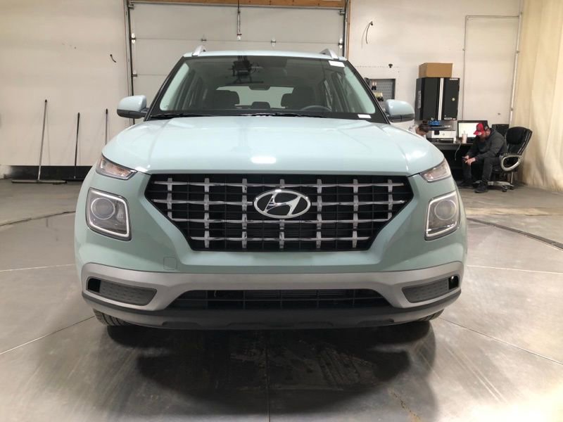 New 2026 Hyundai Venue SEL FWD image 2