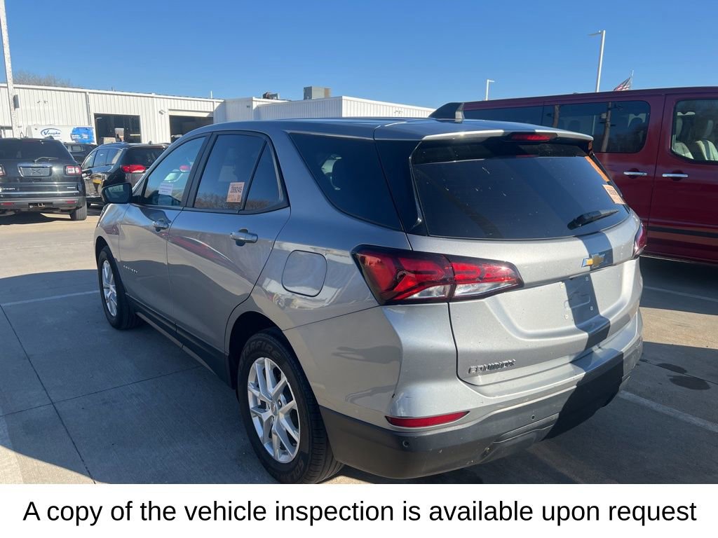 Used 2023 Chevrolet Equinox LS w/ LS Convenience Package image 6
