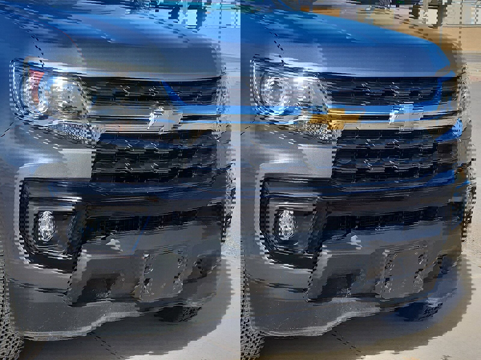 Used 2022 Chevrolet Colorado LT w/ Luxury Package image 7