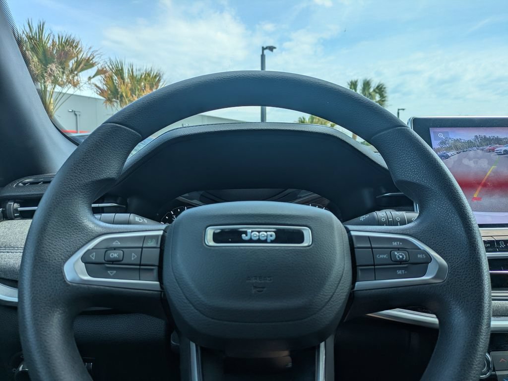 Used 2023 Jeep Compass Sport AWD/4WD image 28