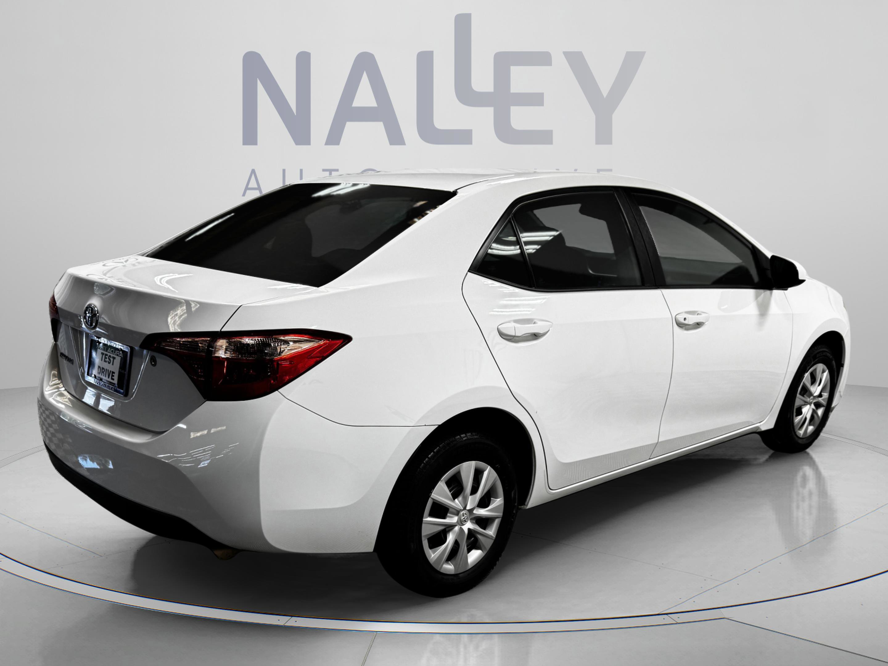 Used 2019 Toyota Corolla L image 5