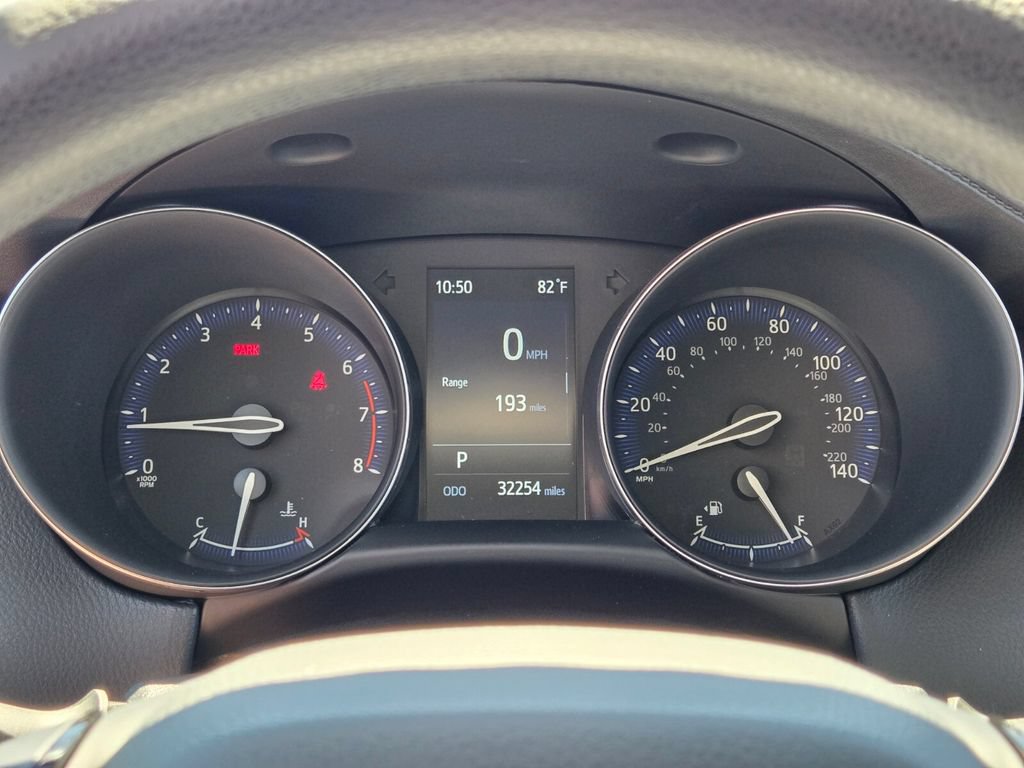 Used 2021 Toyota C-HR LE FWD image 27