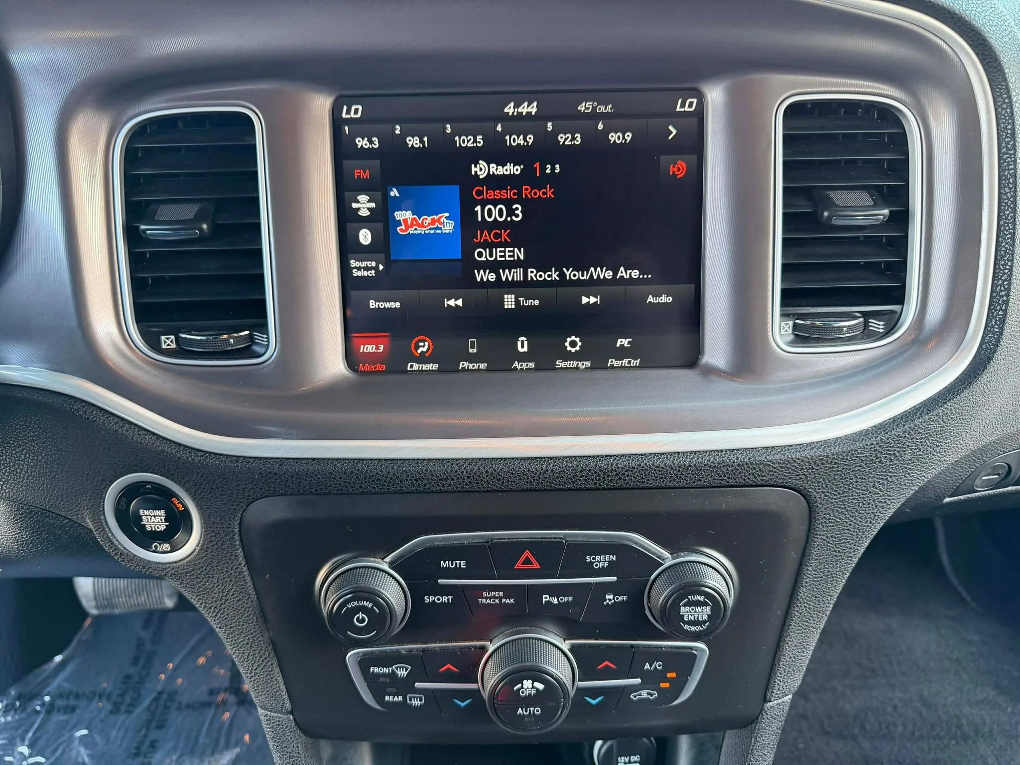 Used 2022 Dodge Charger GT RWD image 15