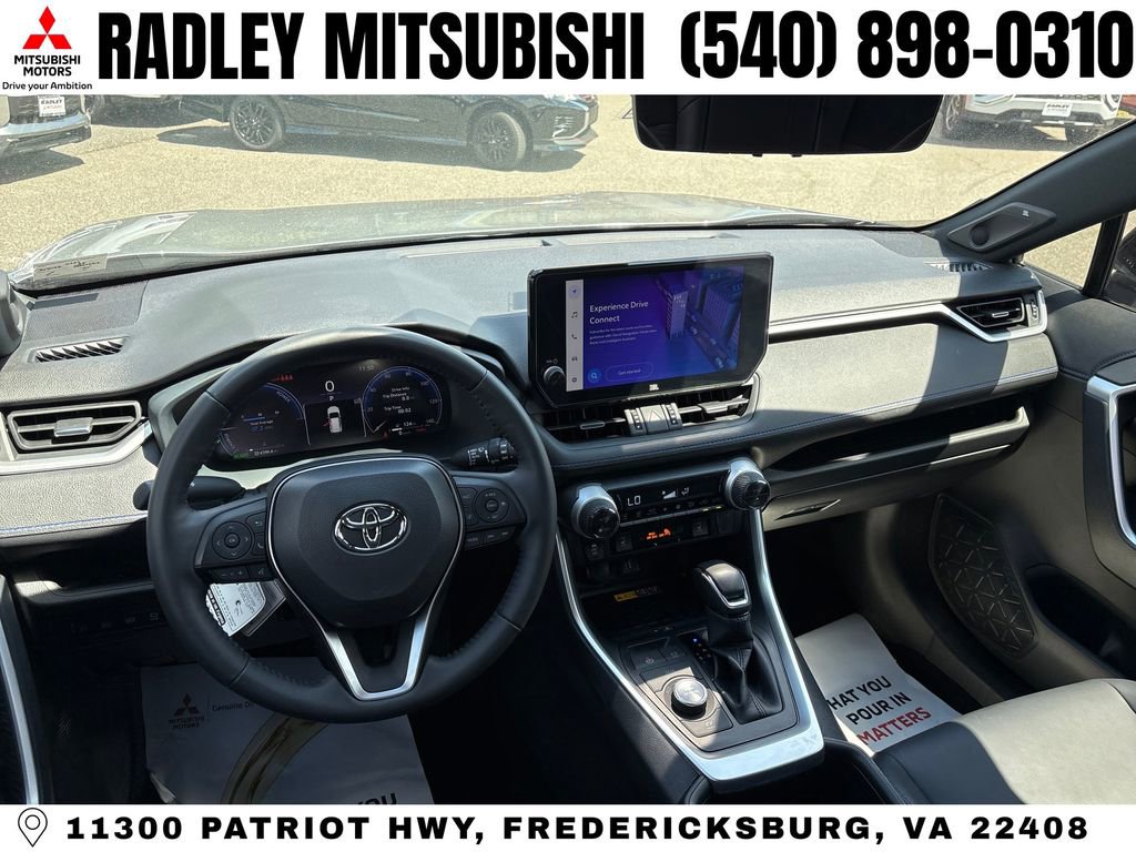 Used 2025 Toyota RAV4 XSE w/ Advanced Technology Package AWD/4WD image 14