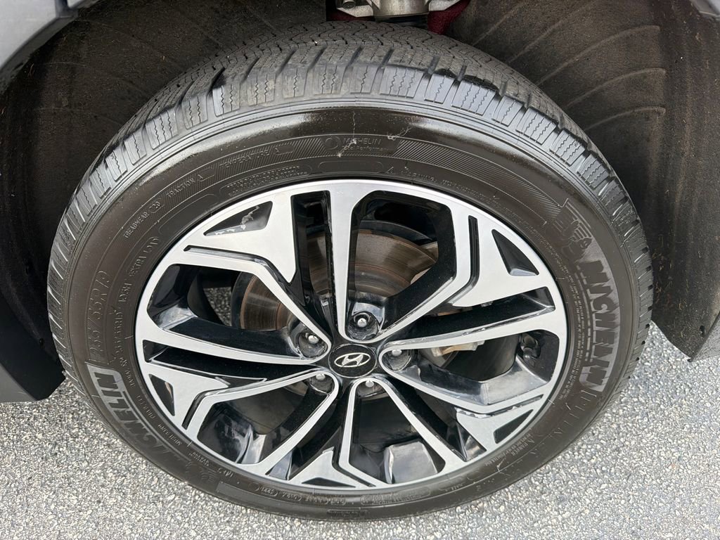 Used 2019 Hyundai Santa Fe FWD image 20