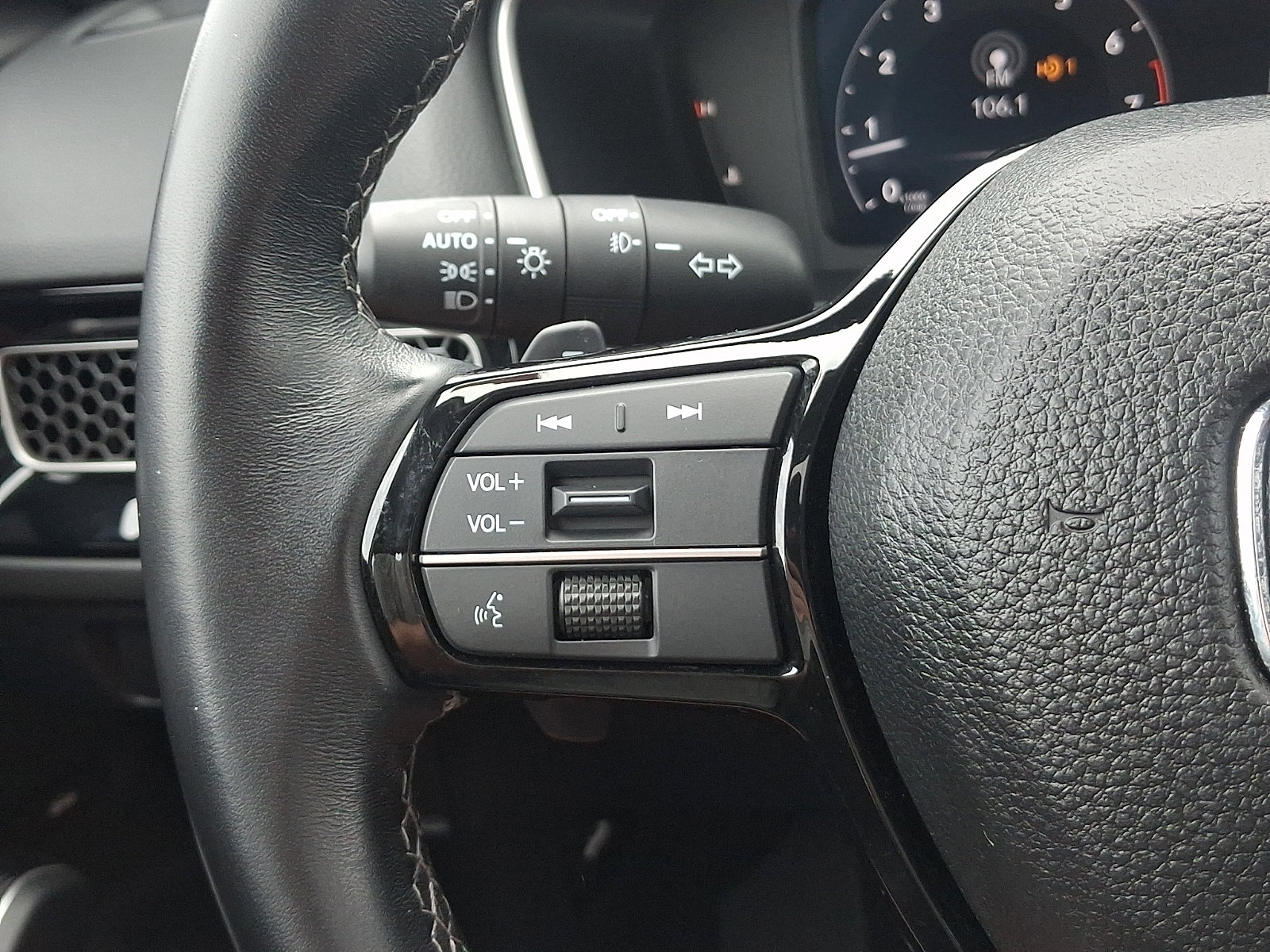 Used 2024 Honda Civic Touring image 22