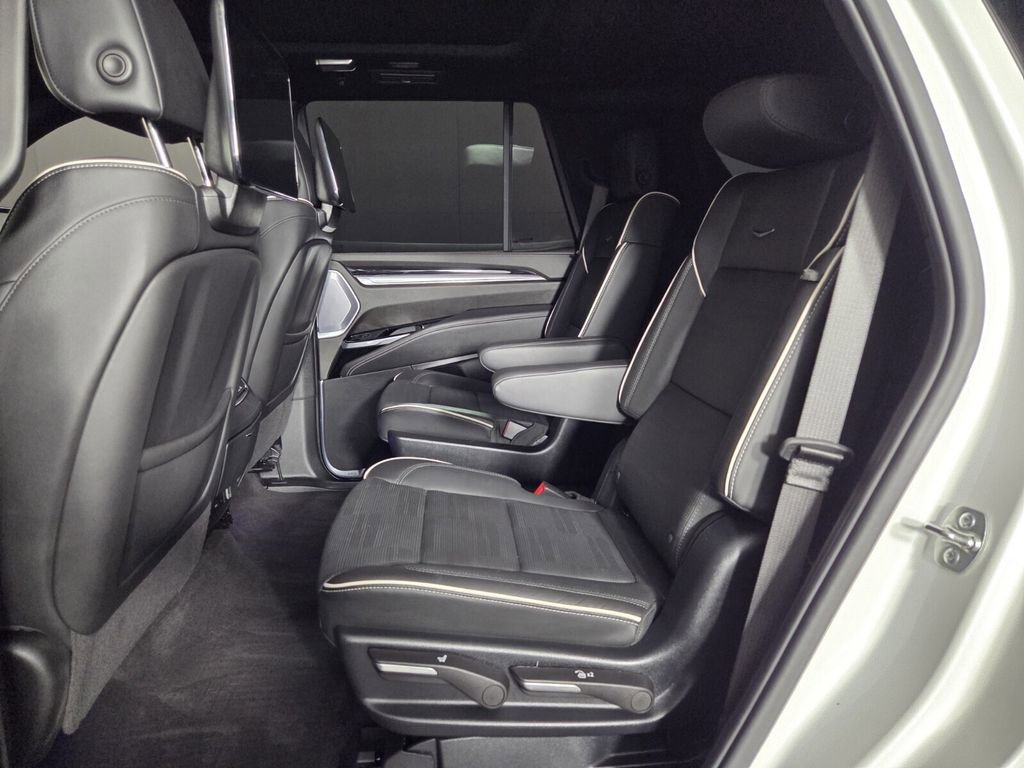 Used 2025 Cadillac Escalade Sport w/ Touring Package image 26