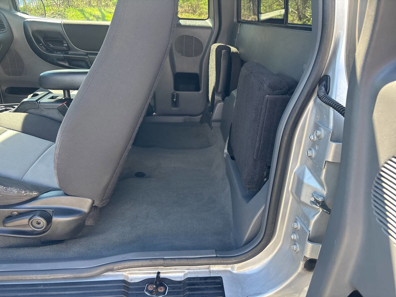 Used 2004 Ford Ranger FX4 AWD/4WD image 21