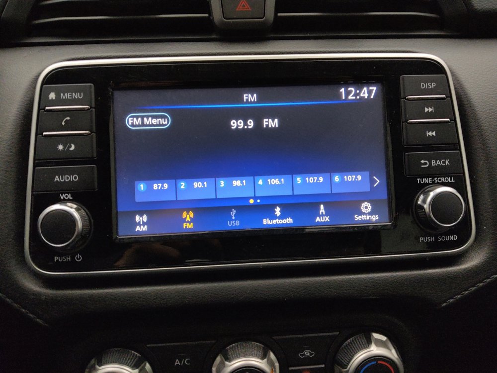 Used 2020 Nissan Versa S image 25