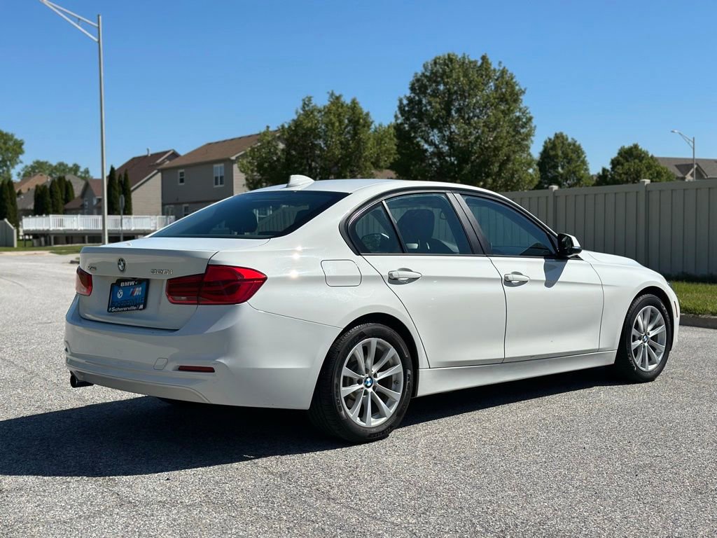 Used 2018 BMW 320i xDrive Sedan w/ Convenience Package AWD/4WD image 7