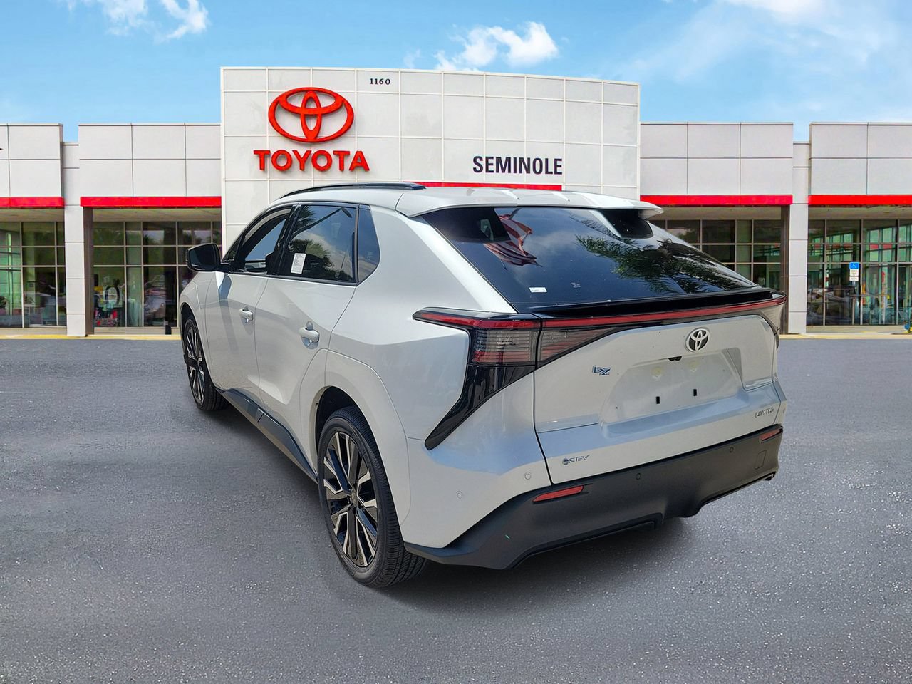 New 2026 Toyota bZ FWD image 4