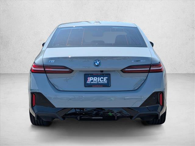 Certified 2025 BMW i5 eDrive40i w/ M Sport Package RWD image 7