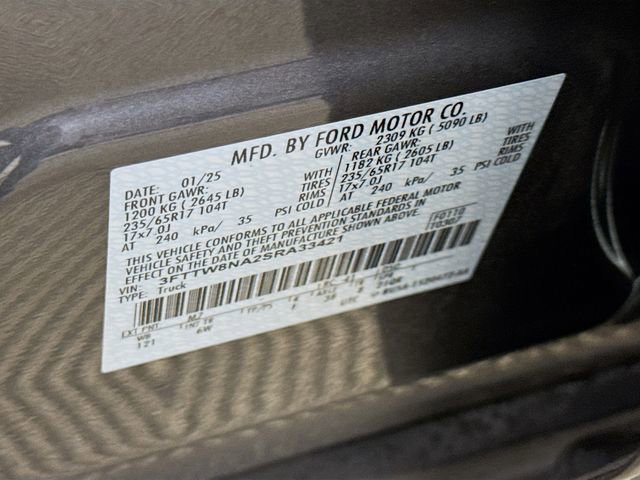 Used 2025 Ford Maverick Tremor AWD/4WD image 33