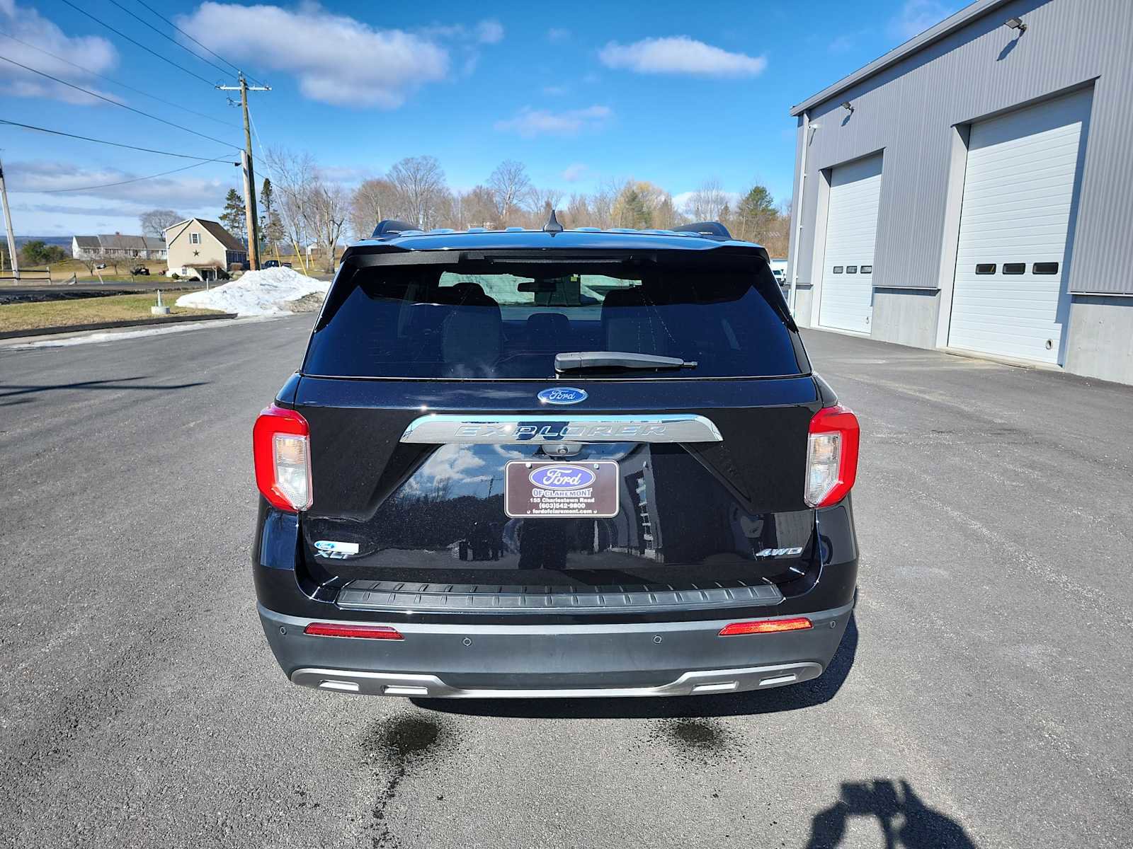 Used 2022 Ford Explorer XLT w/ Equipment Group 202A image 17