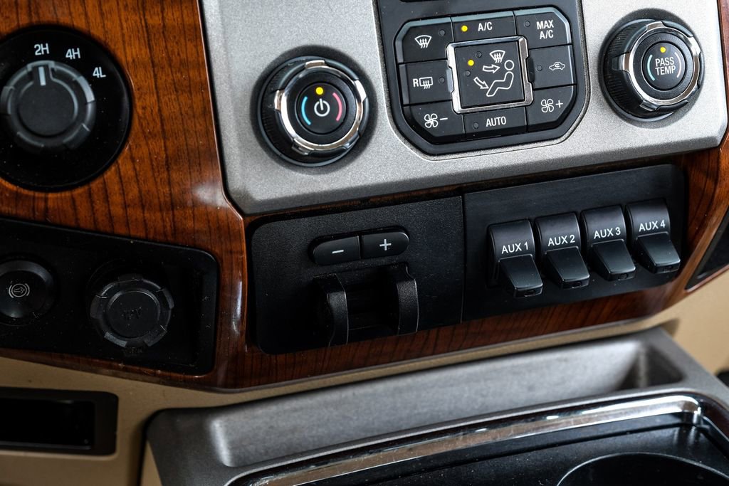 Used 2016 Ford F450 King Ranch w/ King Ranch w/Chrome Package image 29